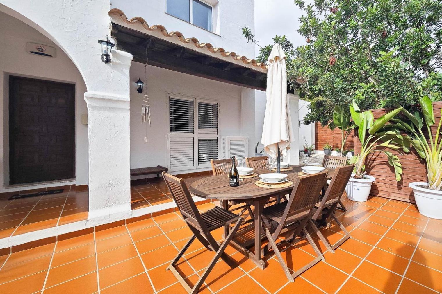 Villa Mercedes Cala Llonga  Exterior photo