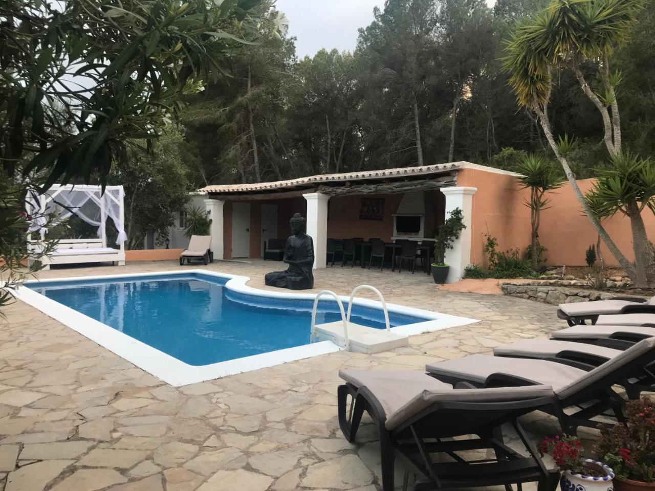 Villa Mercedes Cala Llonga  Exterior photo